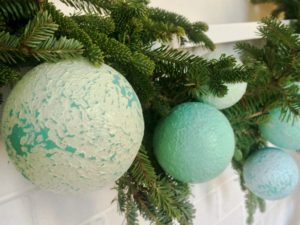 texture paint christmas ornaments